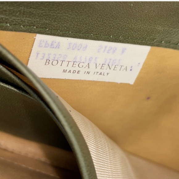 Bottega Veneta Intrecciato Leather Olive Green Zip Round Long Wallet W/Box - Picture 2 of 14